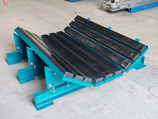 Het Effectbed van de riemtransportband met het Effectbar van de Vervangings Lage Wrijving UHMWPE