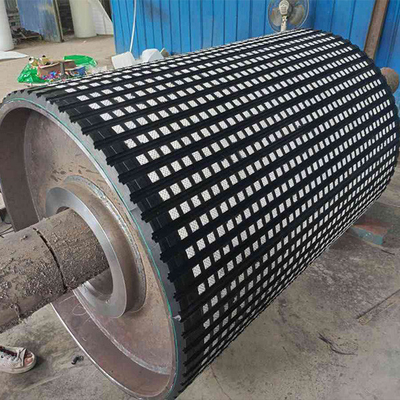 Het Blad van Diamond Ceramic Pulley Lagging Rubber van de transportbandtrommel