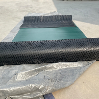 Diamond Pattern Conveyor Pulley Lagging-Blad van de Trommel het Rubberbekleding 10 Meter
