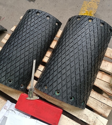 Bout op Transportbandkatrol die Vervangbaar Rim Ceramic Rubber Pulley Lagging achterblijven